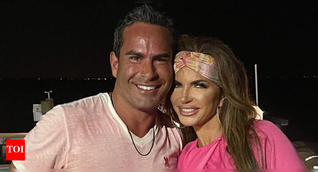 Andy Cohen criticizes Luis Ruelas' comments about Margaret Josephs' son