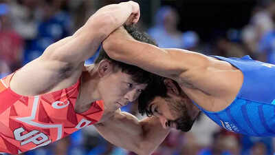 No final flourish, but Aman Sehrawat on track for medal at Paris Olympics