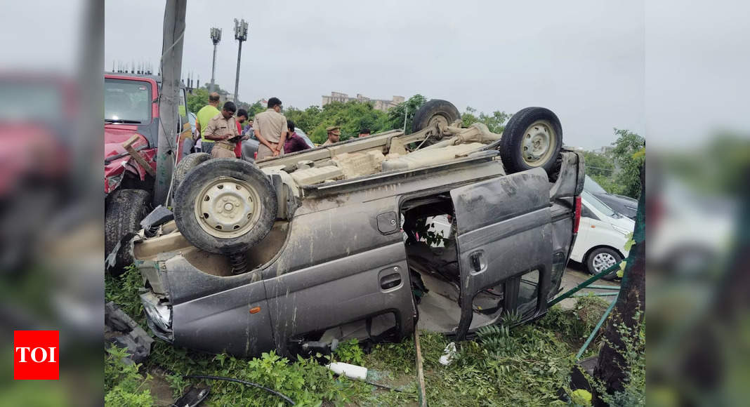 Chisinau to Costesti minibus accident