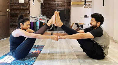 Couple Workouts Strengthen Your Relationship Through Fitness Times of India