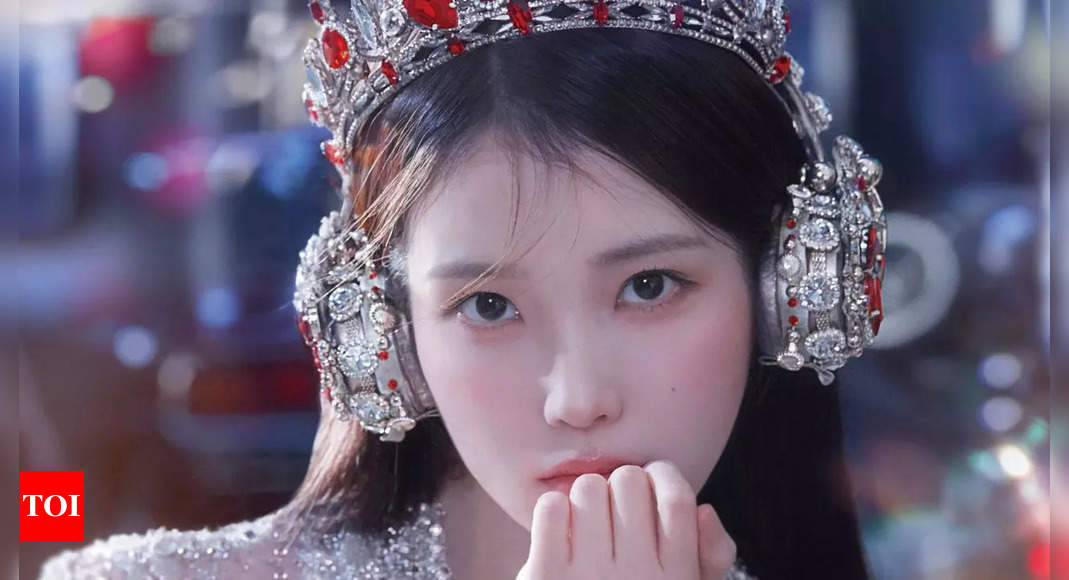 IU reveals stunning poster for '2024 IU HEREH World Tour Concert Encore ...