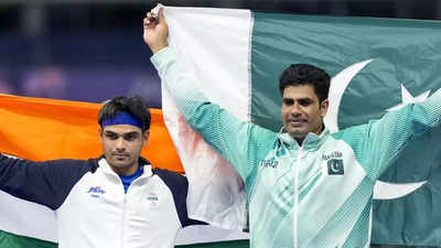 Why is Pakistan ranked higher than India despite winning only 1 medal in the Paris Olympics?