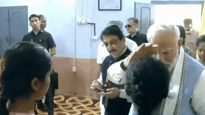 Watch: PM Modi interacts with survivors of Wayanad landslides | India News  - Times of India