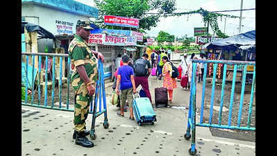 Bangladesh crisis: Villagers help BSF catch man filming border scene in West Bengal