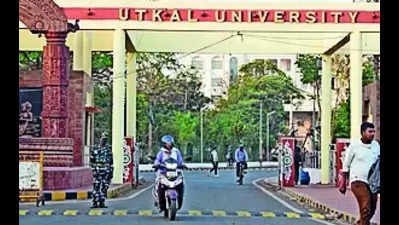 HC frowns on Utkal for denying pay scale to staffer