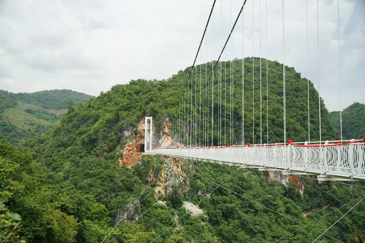 Bach Long pedestrian bridge, Vietnam