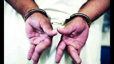 ‘Drunk’ motorist assaults cop on duty in Mumbai's Goregaon, held in 15-minute chase