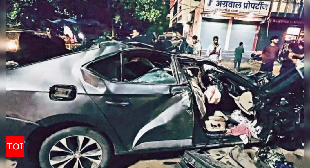 Car accident in Chandrapur