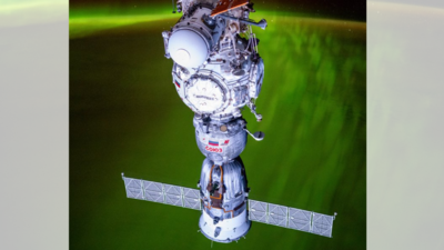 NASA astronaut captures stunning Green Aurora behind Russian Soyuz at ISS