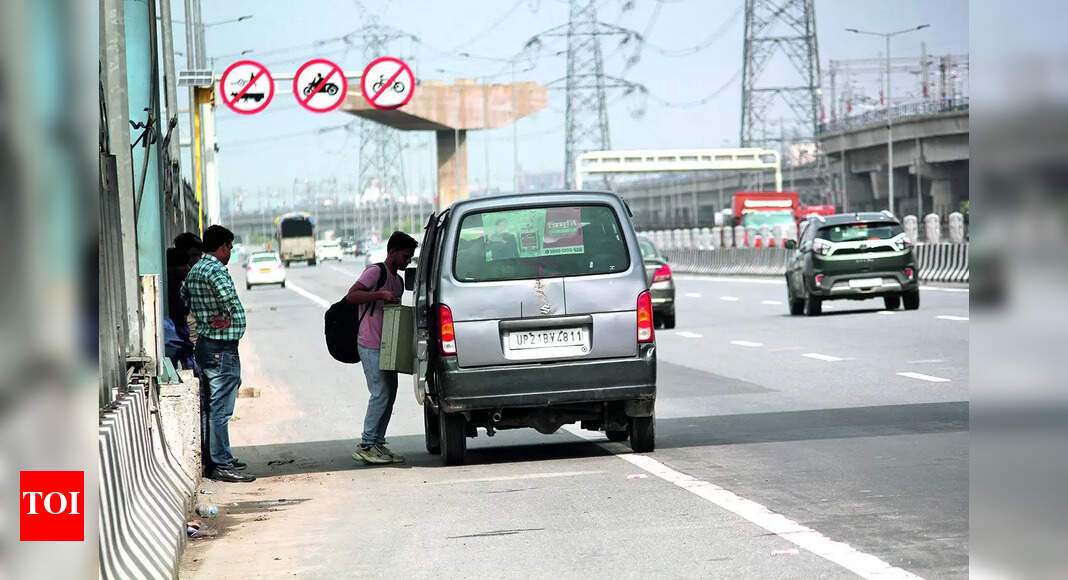 Crackdown on Illegal Parking on Delhi-Meerut Expressway | Ghaziabad ...