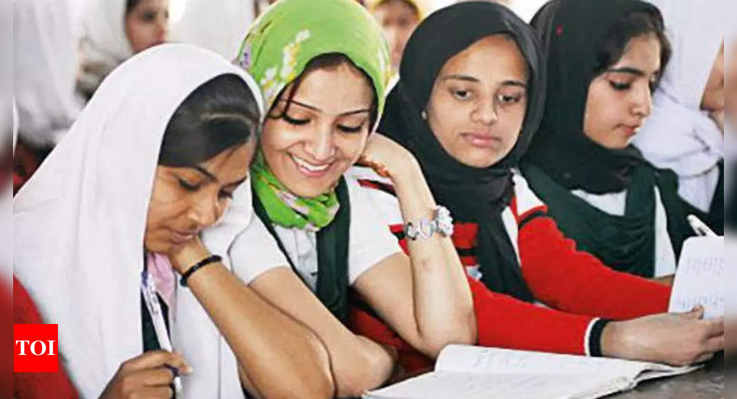 Uttar Pradesh College Expels Hijab-Wearing Students