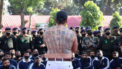 UP man inks names of Army martyrs on body