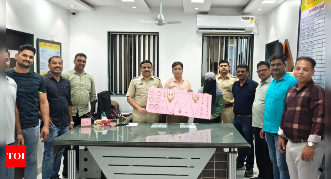 Mumbai Businessman Recovers Bag of Gold