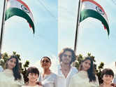 SRK celebrates Independence Day with family