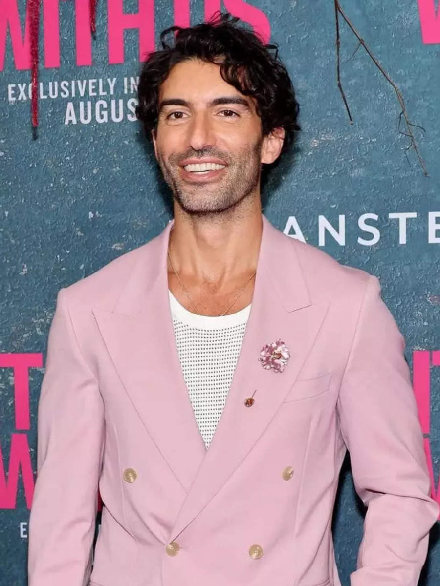 Justin Baldoni’s Wardrobe Is All About Comfy Fashion, Let’s Take A Look ...