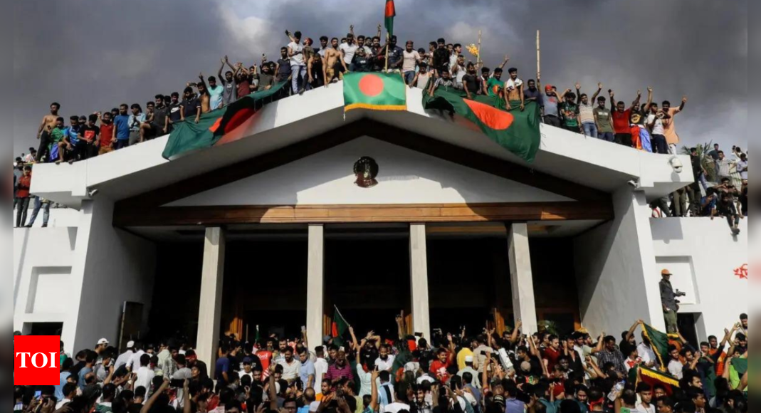 Bangladesh student protesters plan new party to cement their revolution – Times of India