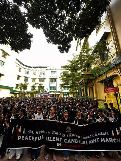 #RGKarHorror: At Xaviers, students raise chants of justice during silent march