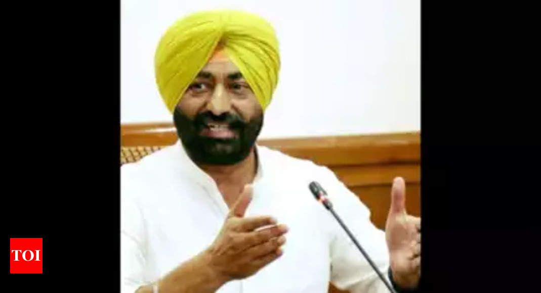 Sukhpal Singh Khaira, accused of the crime, comes from a family of peddlers