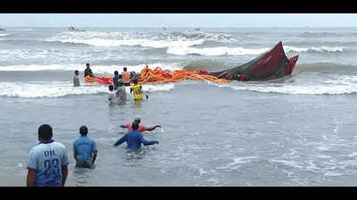 Canoe capsizes at Talpona beach due to sand deposits