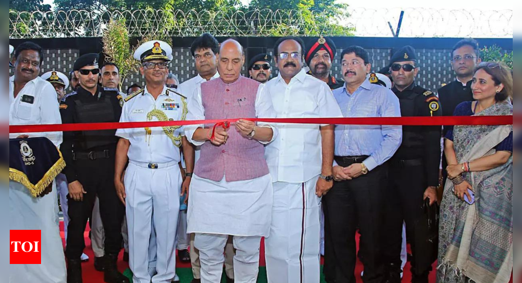 24x7 vigil must to stop threats from sea: Rajnath in Tamil Nadu