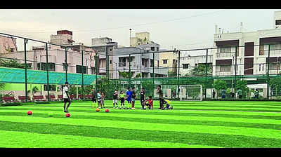 Gang charges Rs 800 an hour to use corporation sports turf in Chennai