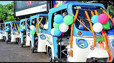 State govt to provide 500 e-rickshaws to the disabled