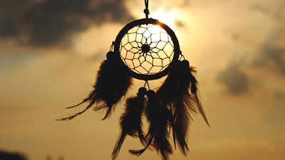 Dreamcatchers explained: The spiritual guardians of our dreams and their symbolic colors