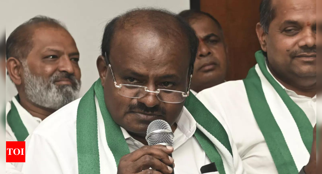 Karnataka Cabinet Advises Prosecution of Kumaraswamy