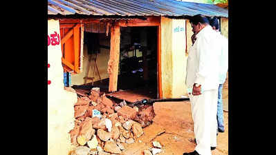 Wall of 128-yr-old govt school demolished by miscreants