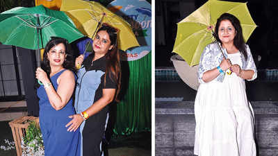 Lots of monsoon masti for these Kanpur ladies