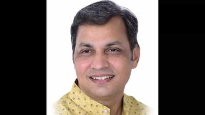AIMIM new Mumbai president Raiees Lashkaria Mumbai: AIMIM replaces city president Faiyyaz Ahmed with businessman Raiees Lashkaria
