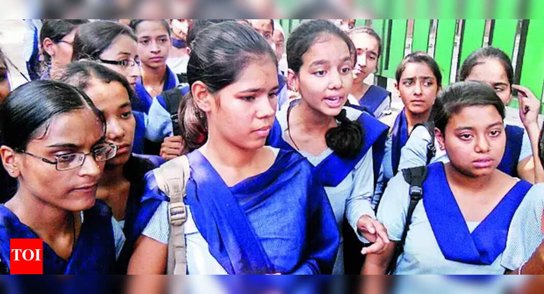 65 Lakh Students Fail Class 10 and 12 in 2023: MoE Highlights Rising State Board Failure Rates