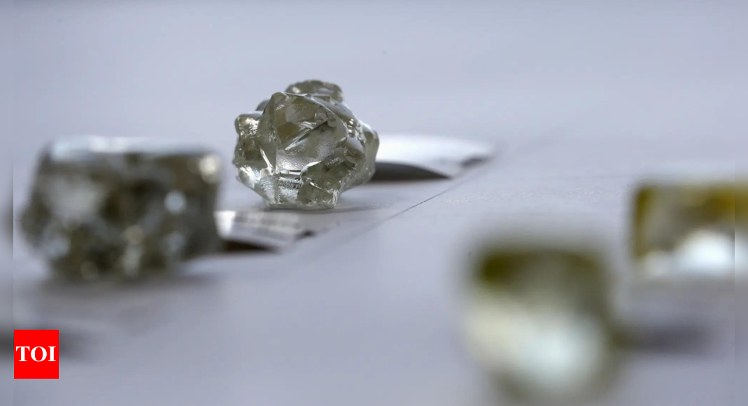 Botswana Unveils 2,492-Carat Diamond Discovery