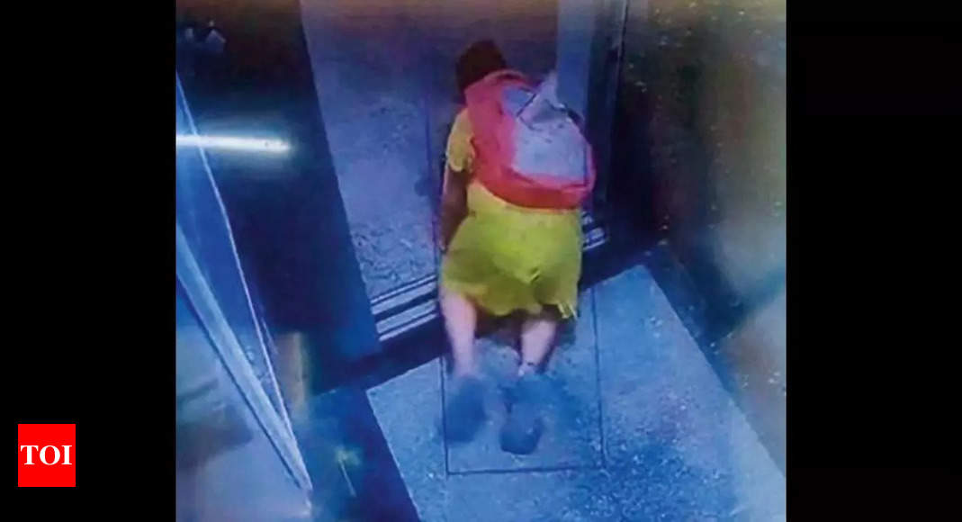 Elevator has free fall over 3 floors, 11-year-old girl breaks her ankle in Gurgaon