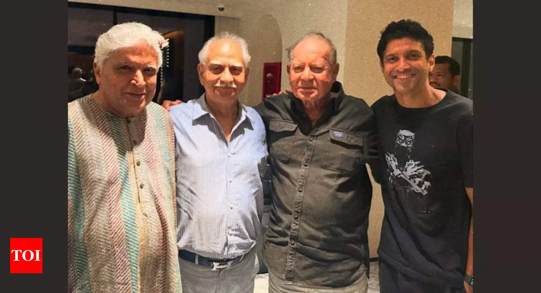 Salim-Javed Reunite for Sholay Documentary