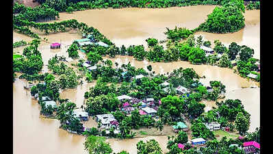 IAF helicopters drop food packets in flood-hit Tripura