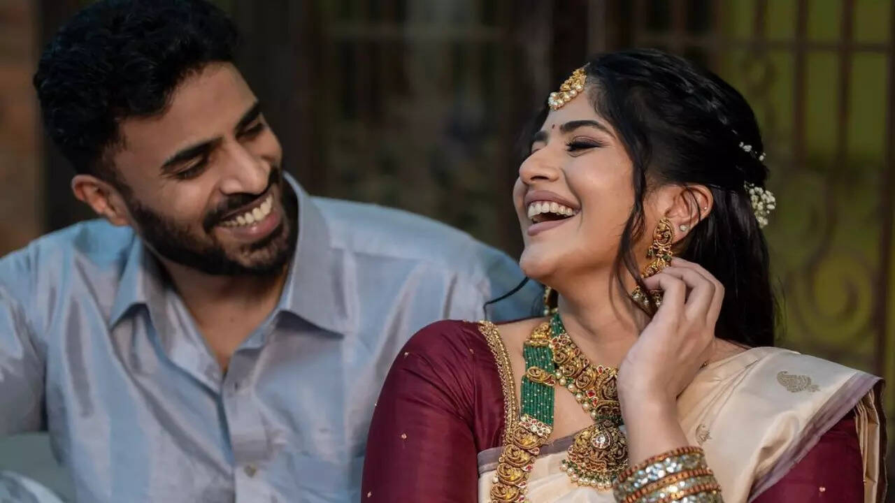 Saai Vishnu & I have been dating for 6 years: Megha Akash | Tamil Movie  News - Times of India