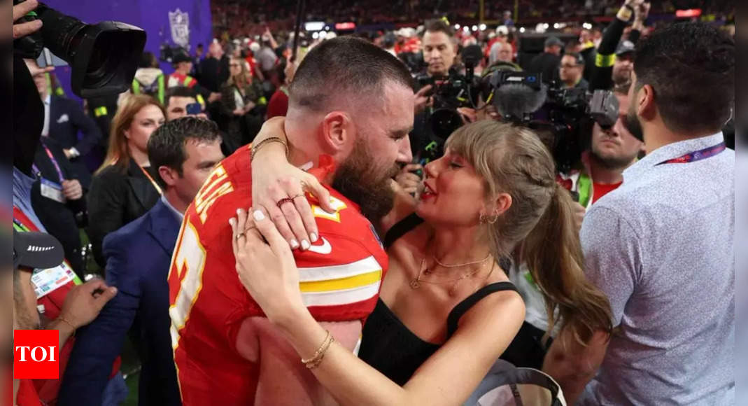 Taylor Swift and Travis Kelce enjoy a reunion at Taylor’s Rhode Island home; photos go viral | English Movie News