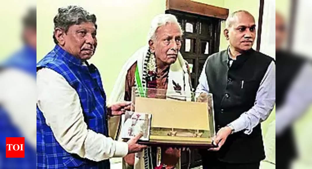 Vinod Kumar Shukla: Vinod Kumar Shukla gets membership in Sahitya Akademi | News from Raipur