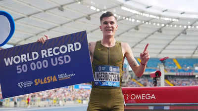 Ingebrigtsen smashes long-standing 3,000m world record