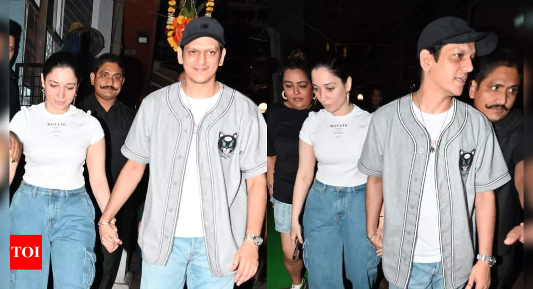 Tamannaah Bhatia and Vijay Varma hold hands as they step out in style after a late-night dinner in the city – See photos | Hindi Movie News