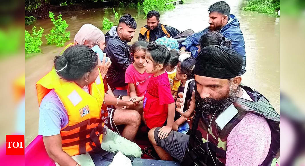 Severe Flooding in Gujarat Leaves 16 Dead