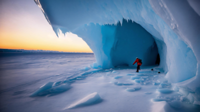 Ice cave collapses in Iceland: One dead, two missing