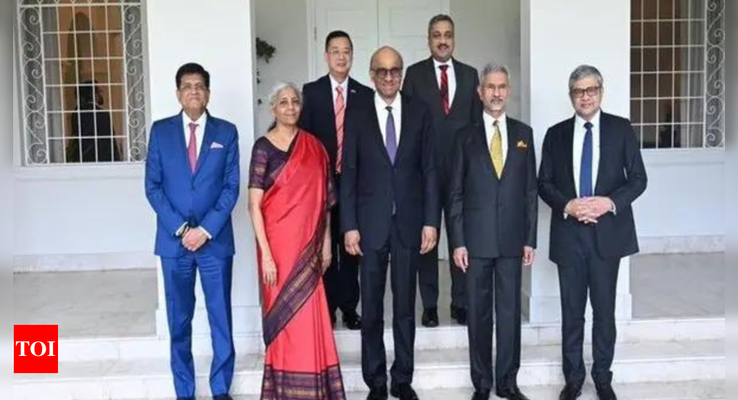 India-Singapore Ministers Hold High-Level Talks