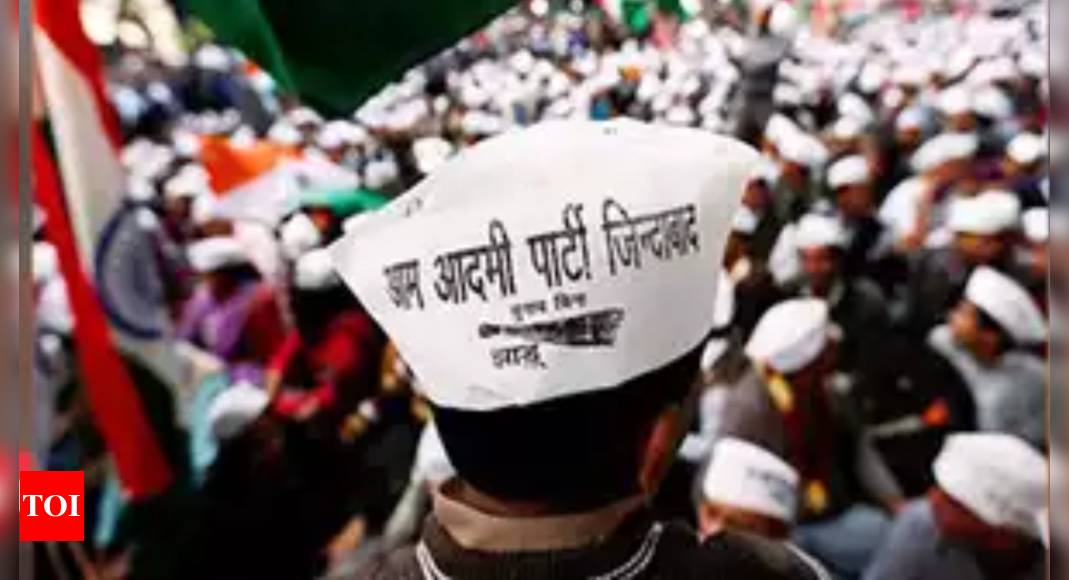 AAP Launches Door-to-Door Campaign Ahead of Delhi Elections