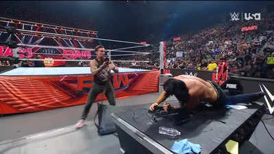 WWE Raw (8/26): CM Punk attacks Drew McIntyre ahead of their Strap Match