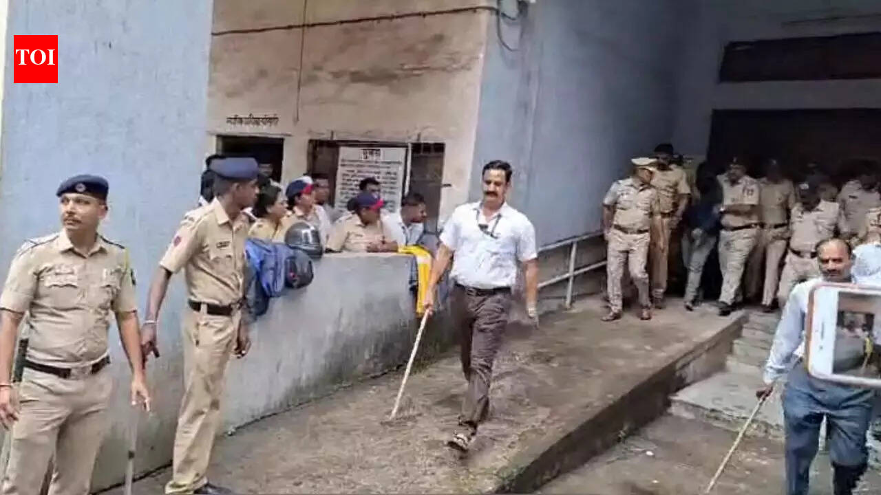 Badlapur sexual assault: SIT to parade accused in court for ...