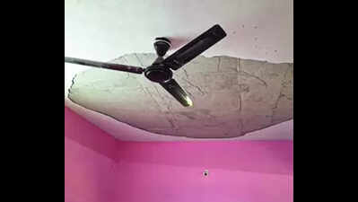 3 students injured as portion of classroom roof collapses in K’giri