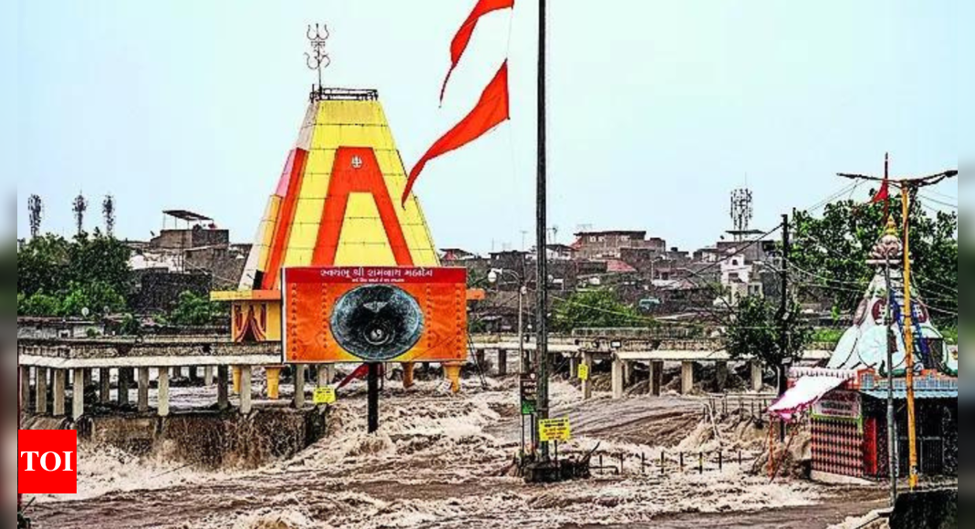 Heavy Rainfall in Gujarat Causes Flooding and Deaths