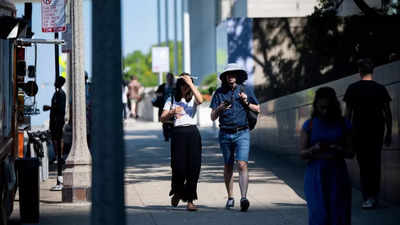 Chicago breaks temperature record, hottest day of 2024